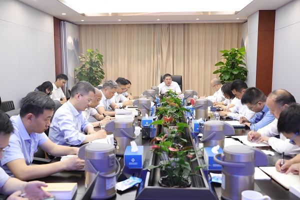 安徽尊龙时凯地产集团党委举行学习贯彻习近平新时代中国特色社会主义头脑主题教育念书班